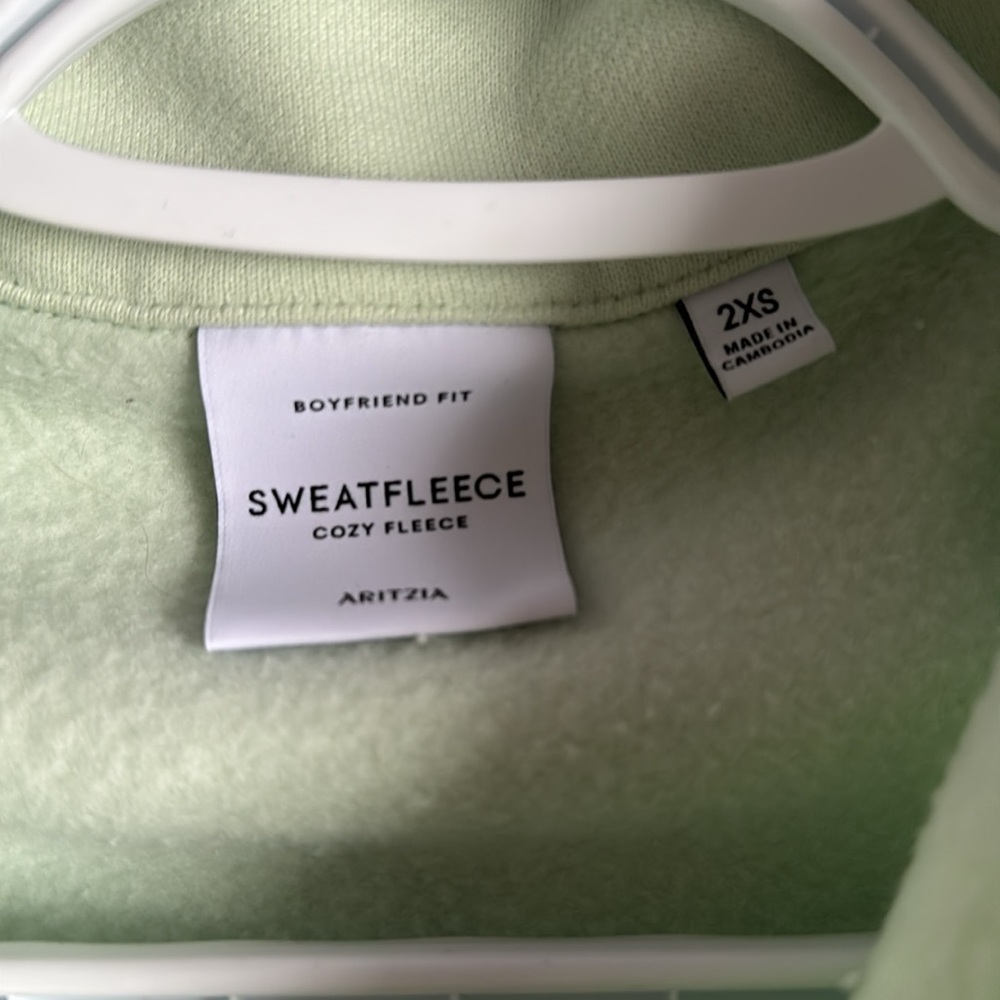 Aritzia Light Green Quarter-Zip Sweatshirt - Picture 3 of 6